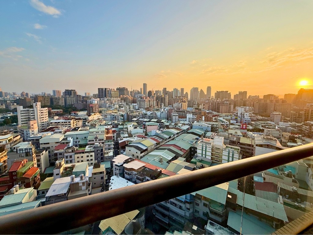 大鵬新城｜家庭式大空間｜徵雅房室友 1 人 - Xitun - Bedroom - Homates Taiwan