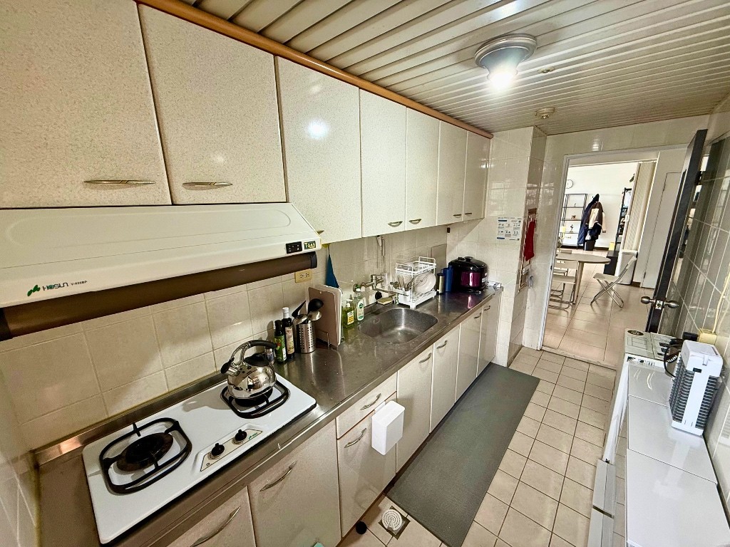大鵬新城｜家庭式大空間｜徵雅房室友 1 人 - Xitun - Bedroom - Homates Taiwan