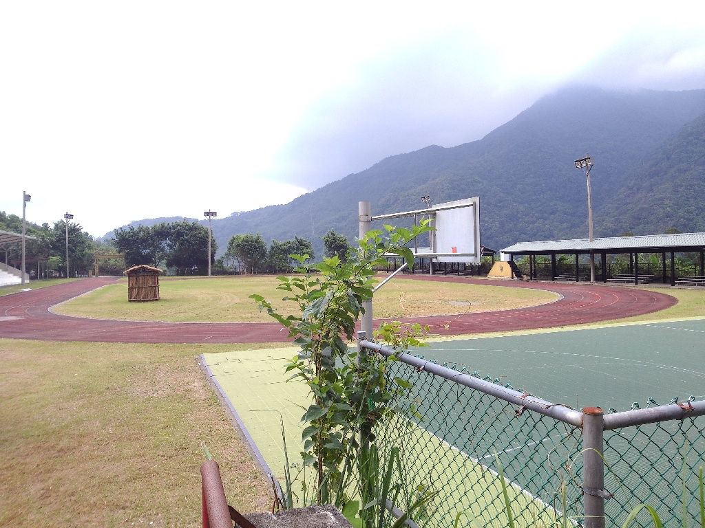 獨棟住宅佔地90坪有庭院，養身渡假，自住均宜 - 乌来区 - 整个住家 - Homates 台湾