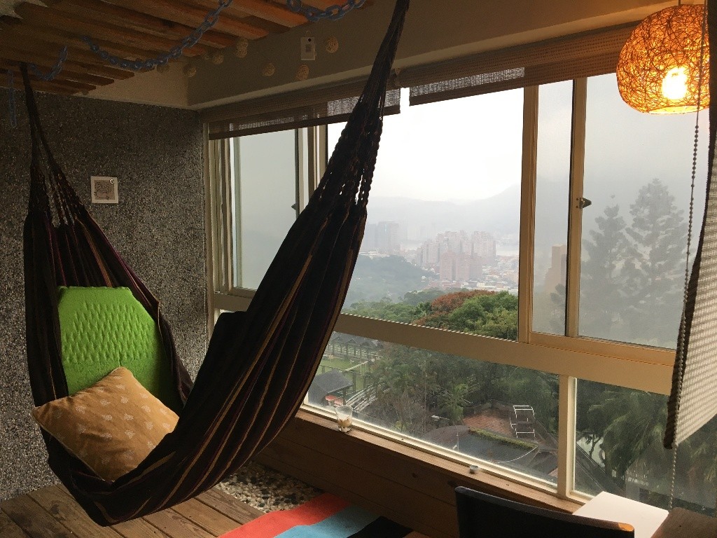 北投淡水 楓丹白露社區10坪超大合租套房，無敵美景，個人獨立陽台 - 北投區 - 獨立套房 - Homates 台灣