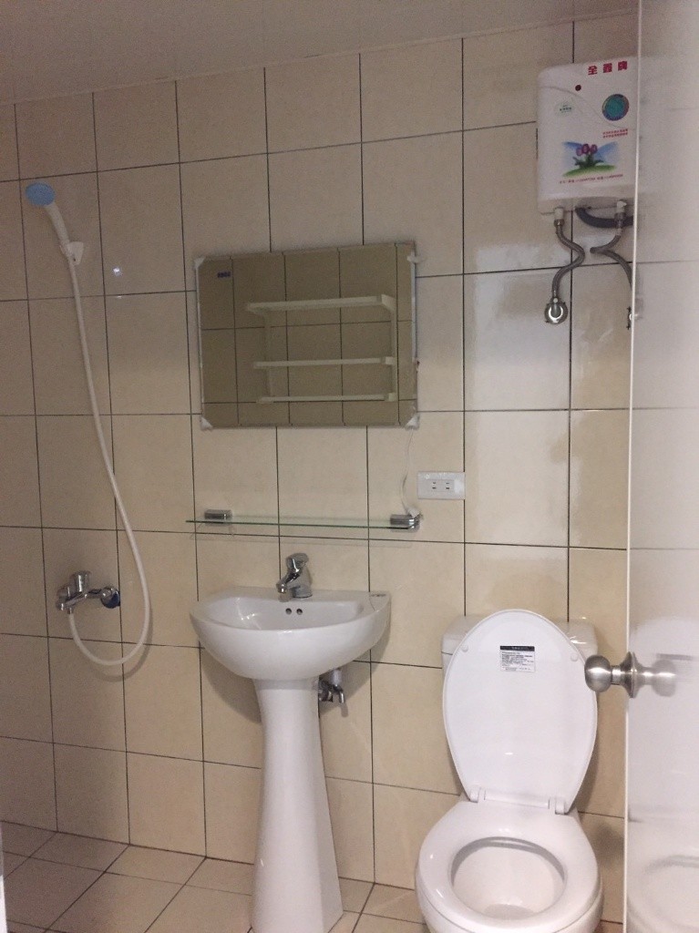 溫聲陽光套房 - 新莊區 - 獨立套房 - Homates 台灣