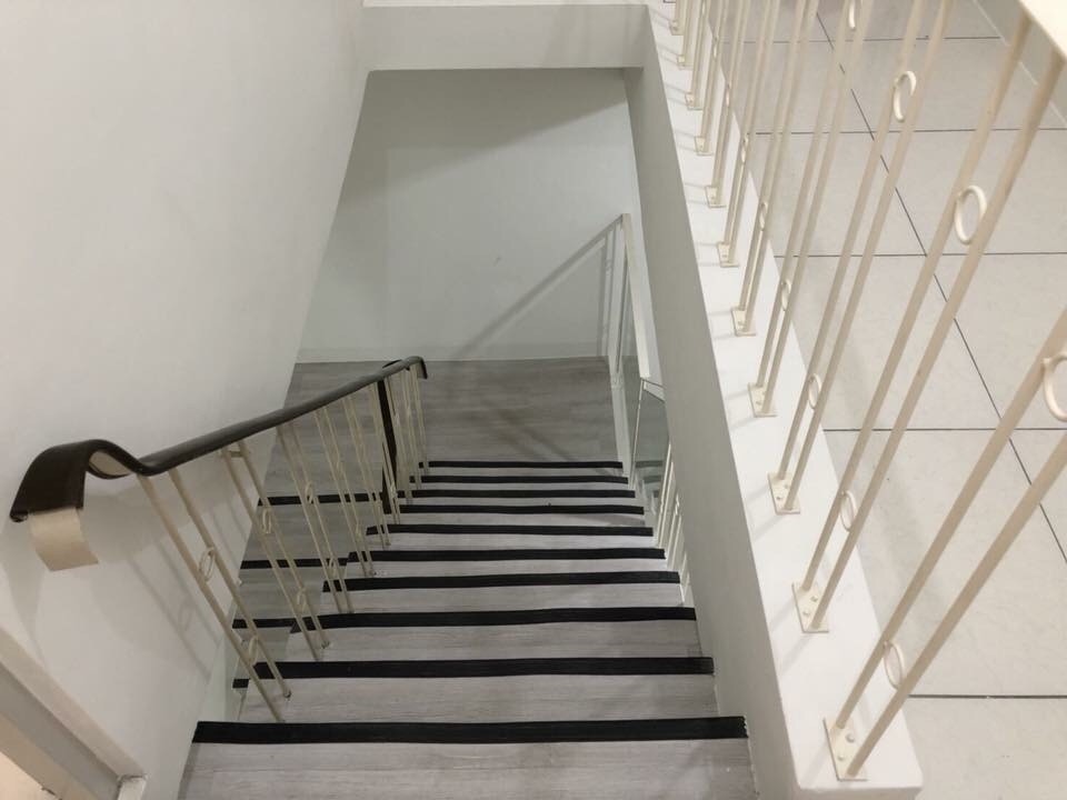 全新裝潢清水模建築 落地陽台獨立大套房 家電全新！ - 楠梓區 - 獨立套房 - Homates 台灣