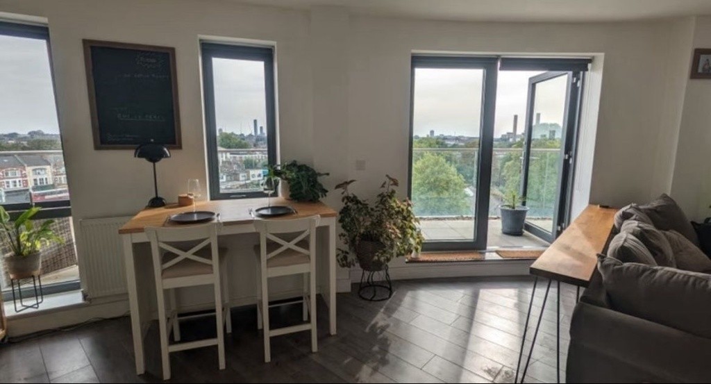 Modern Penthouse Double Bed (with balcony) - NW LONDON (Sharing with only 1 female) -  - 整套出租 - Homates 英国
