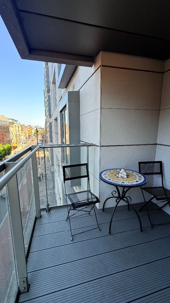 Spacious 2 bed Apartment with balcony in Shoreditch -  - Flat - Homates United Kingdom
