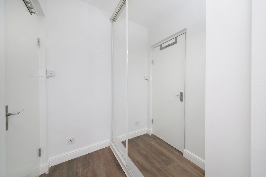 LUXURY SINGLE ROOM - DOUBLE BED - KILBURN - ZONE 2 - Abbey Wood - 分租单间 - Homates 英国