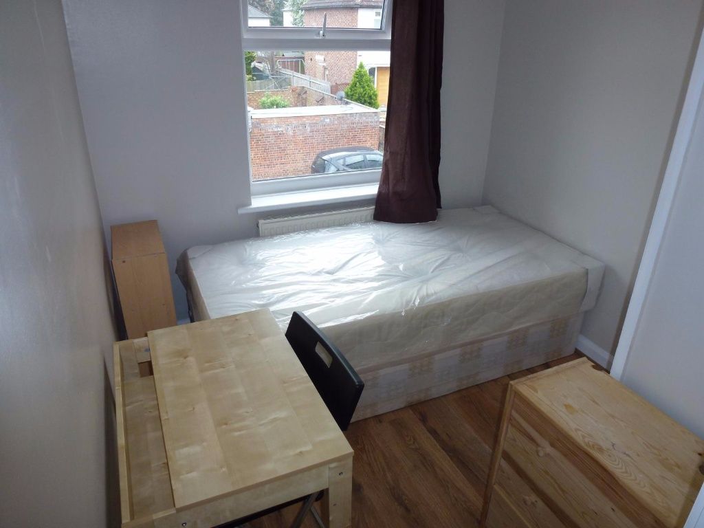 SINGLE ROOM IN EAST ACTON (ZONE 2) - CENTRAL LINE - Abbey Wood - Bedroom - Homates United Kingdom