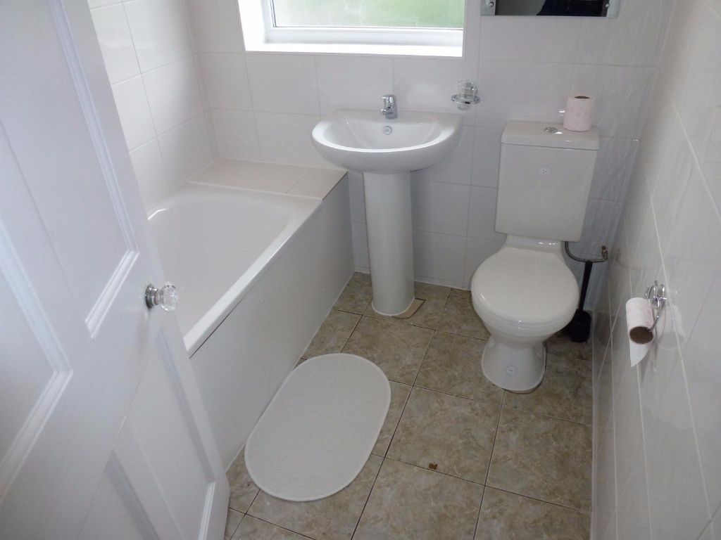 SINGLE ROOM IN EAST ACTON (ZONE 2) - CENTRAL LINE - Abbey Wood - Bedroom - Homates United Kingdom