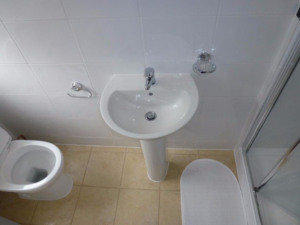 SINGLE ROOM IN EAST ACTON (ZONE 2) - CENTRAL LINE - Abbey Wood - Bedroom - Homates United Kingdom
