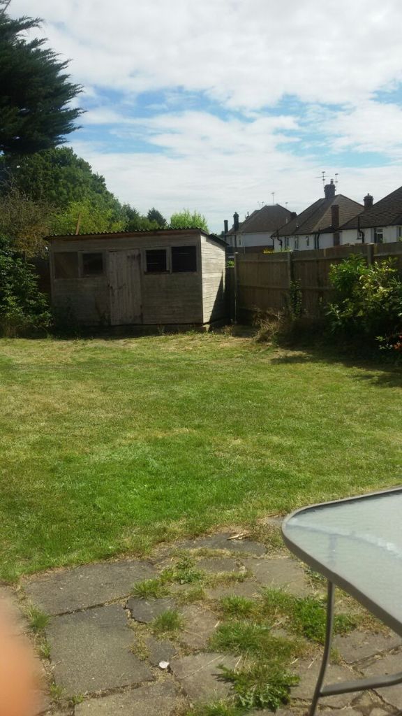 ROOM TO RENT – COCKFOSTERS, BARNET – ALL INCLUSIVE WITH BILLS - England - Bedroom - Homates United Kingdom