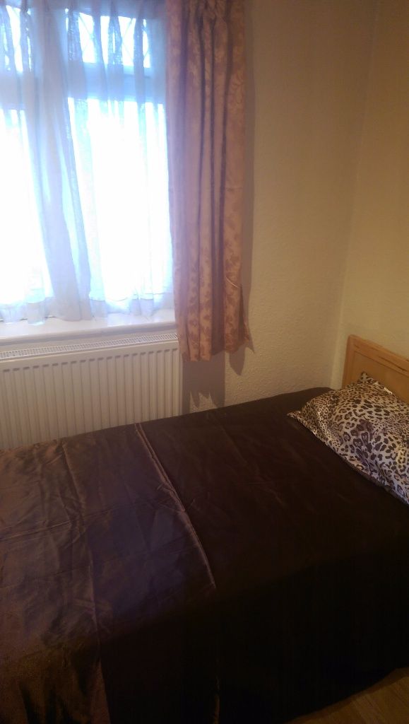 single room in kingsbury  - Kingsbury - Bedroom - Homates United Kingdom