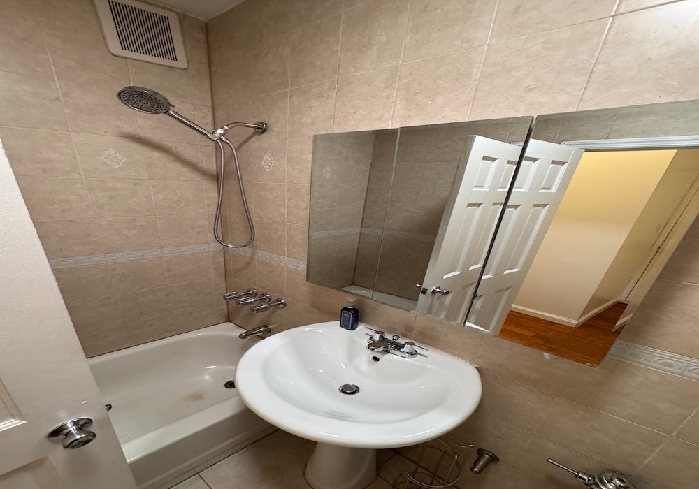 纽约曼哈顿中城整套 Studio 统舱出租 — $2,500/月 -  - 整套出租 - Homates 美國