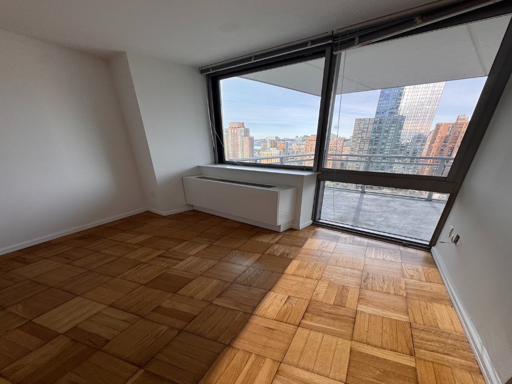 纽约曼哈顿中城一室一厅出租$4425/月包水暖 -  - 整套出租 - Homates 美国