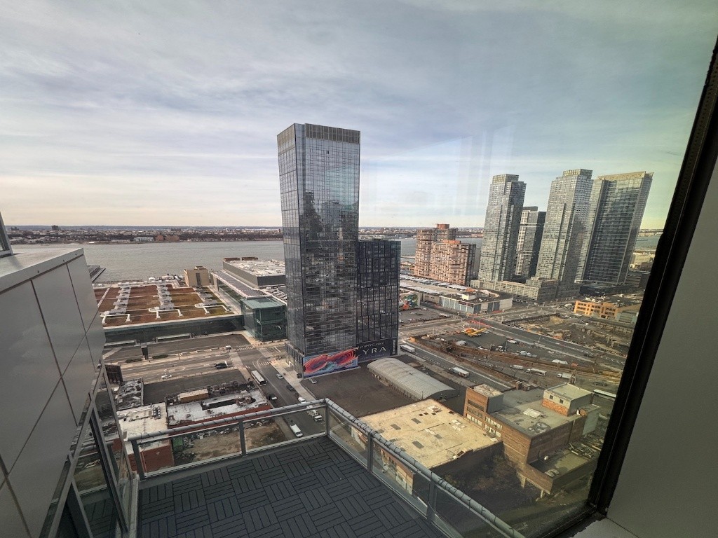 纽约曼哈顿中城一室一厅出租$4425/月包水暖 -  - 整套出租 - Homates 美国